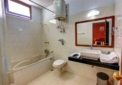 Cottage 2 - Washroom